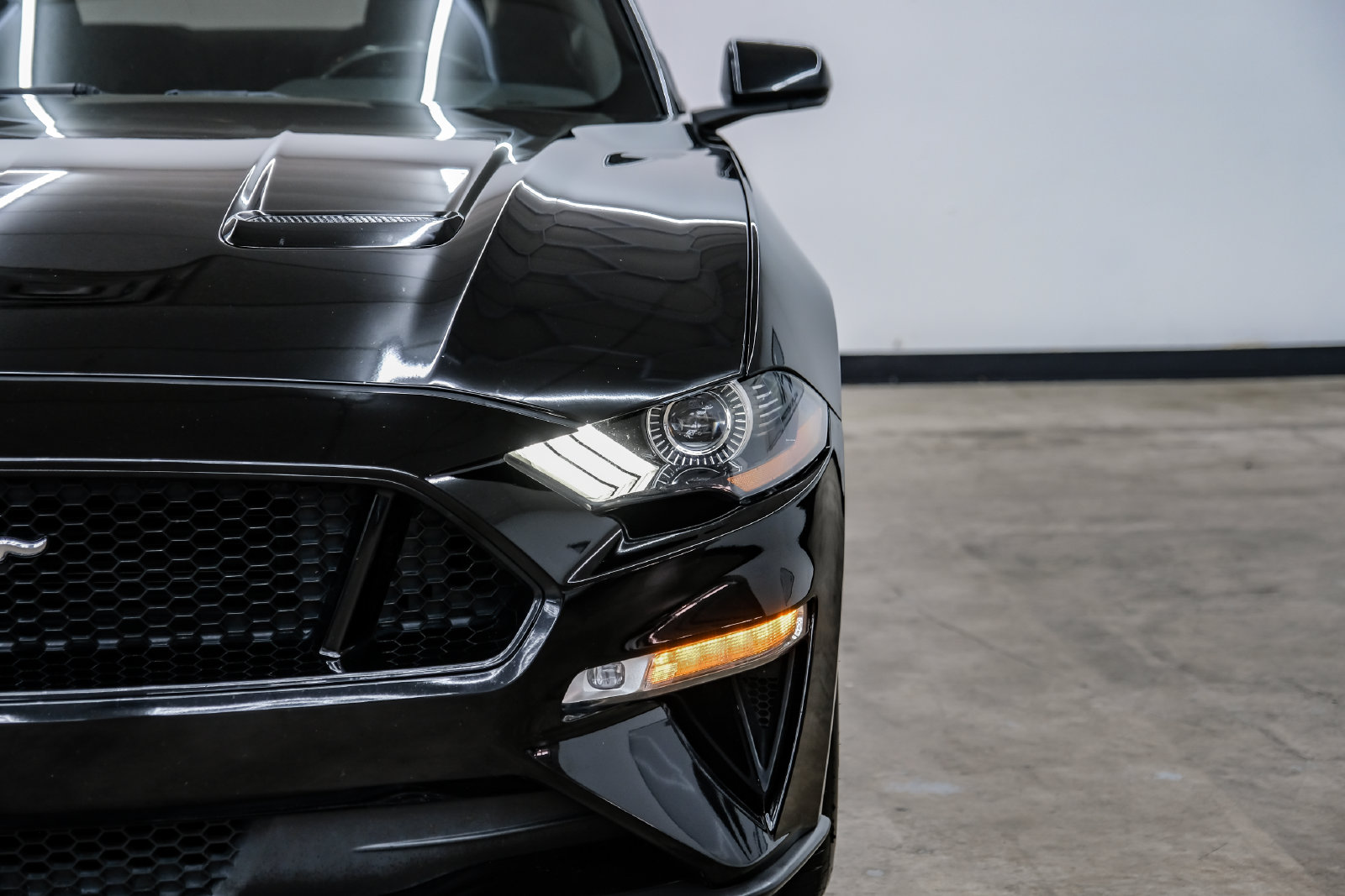 Photo 41 of this Ford Mustang