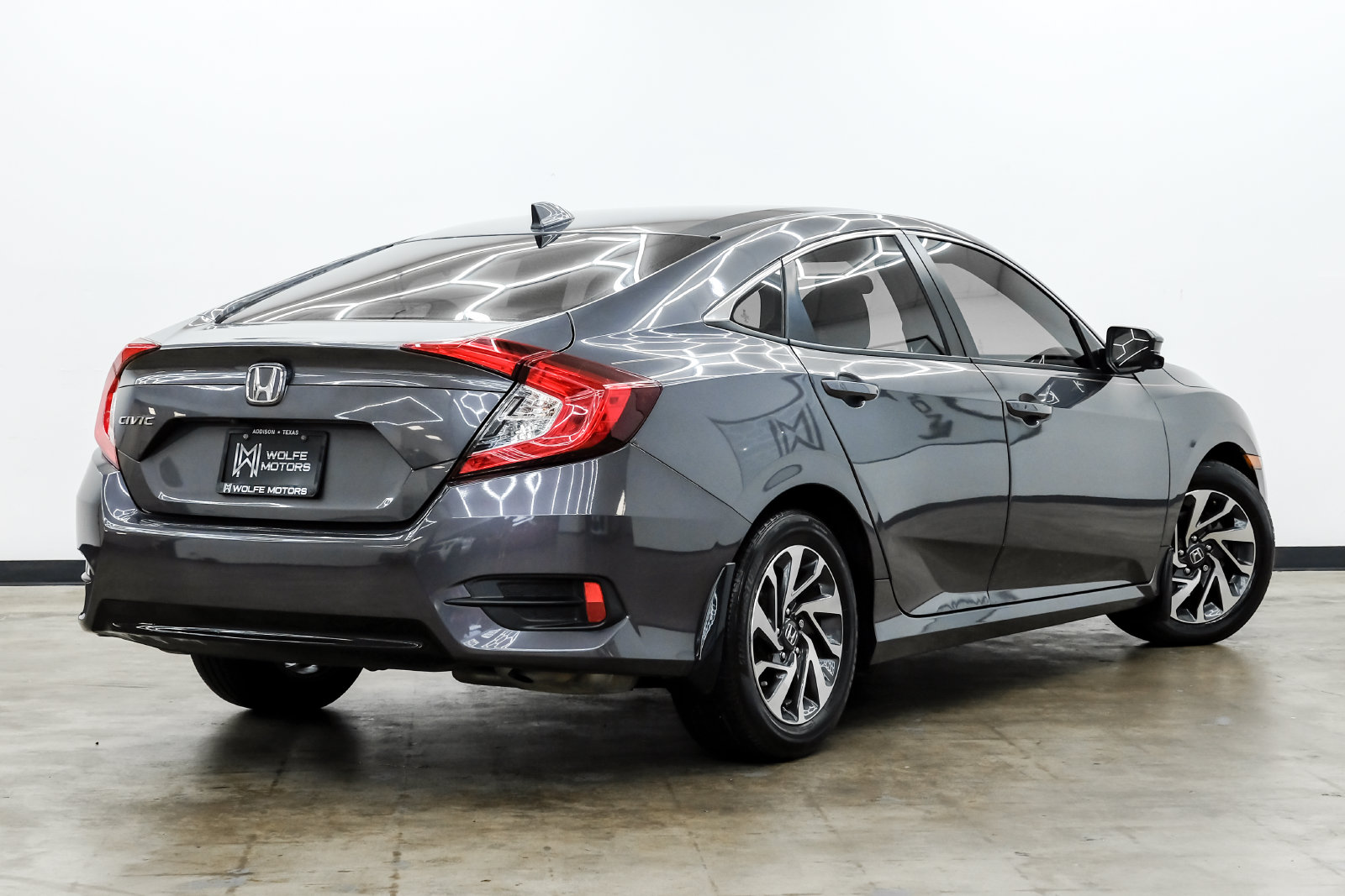 Photo 5 of this Honda Civic Sedan