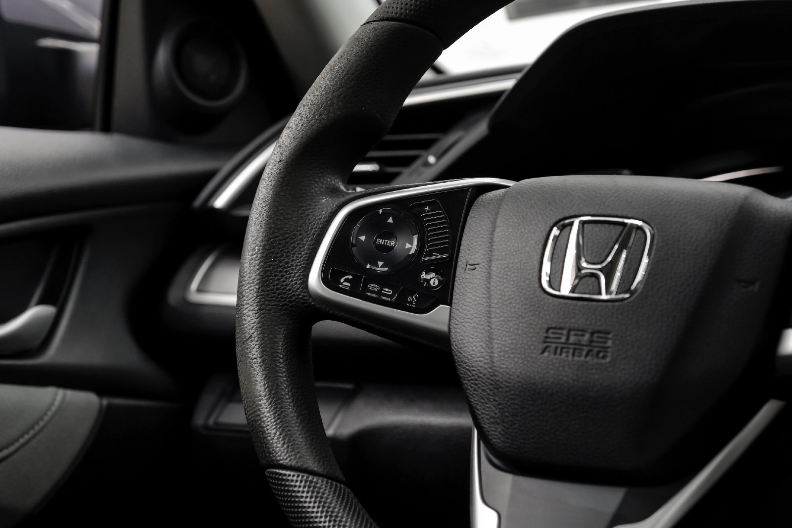 Photo 17 of this Honda Civic Sedan