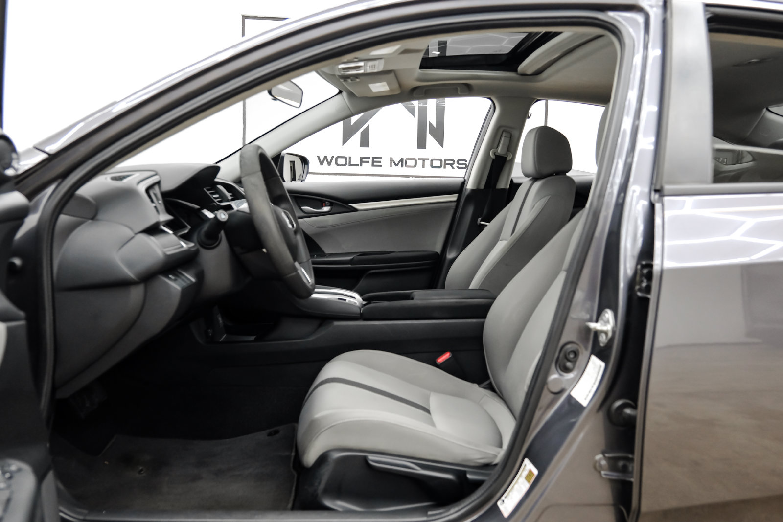 Photo 35 of this Honda Civic Sedan