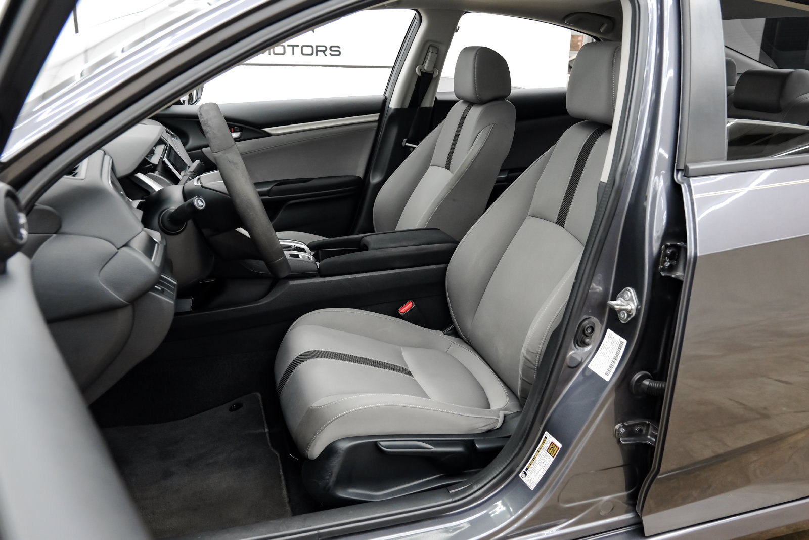 Photo 36 of this Honda Civic Sedan