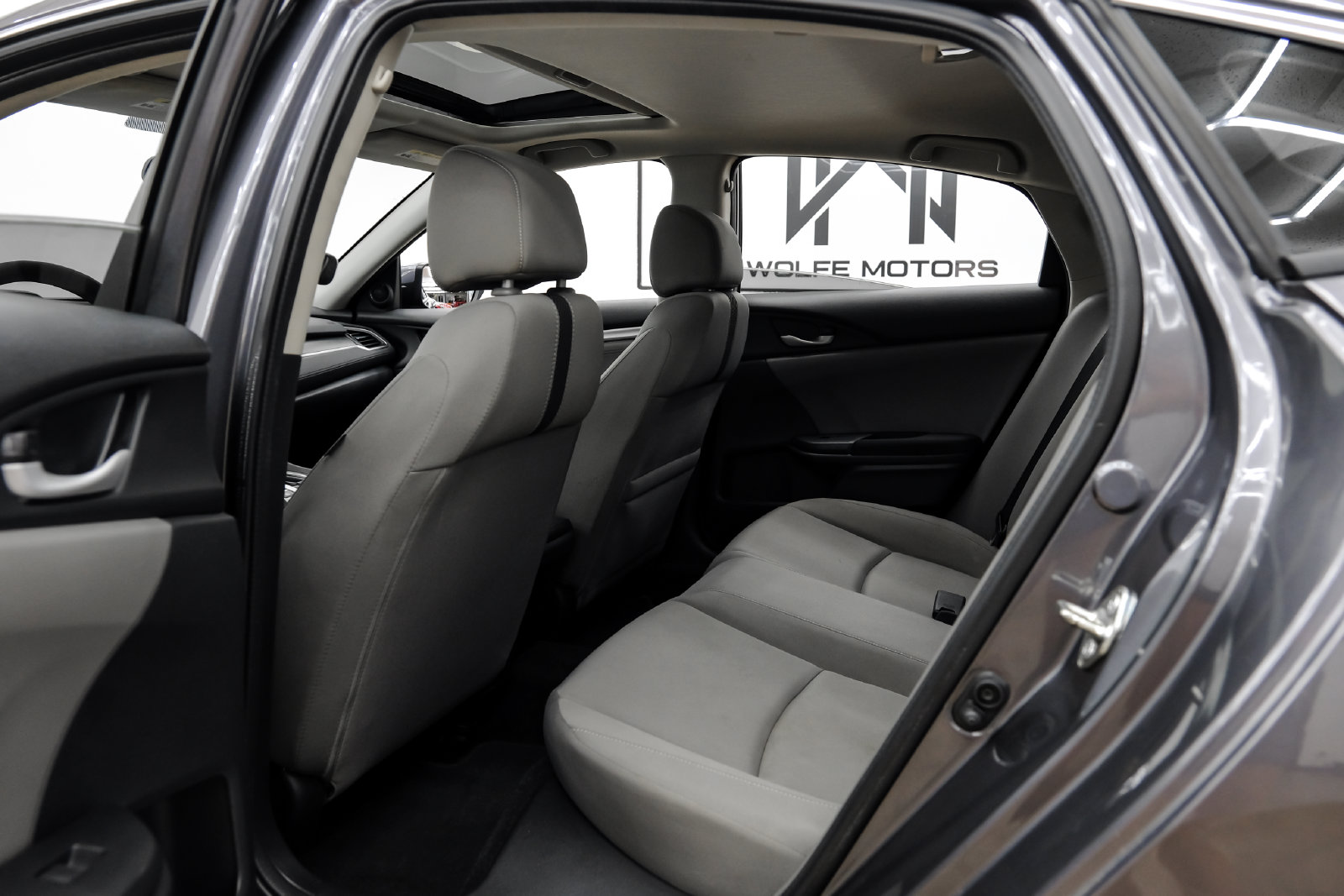 Photo 42 of this Honda Civic Sedan