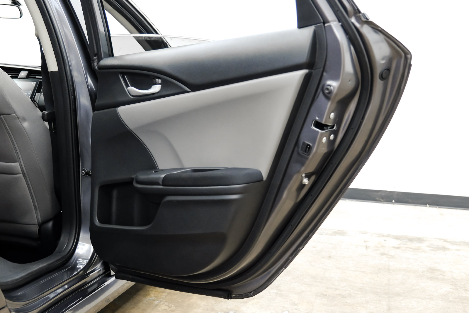Photo 53 of this Honda Civic Sedan