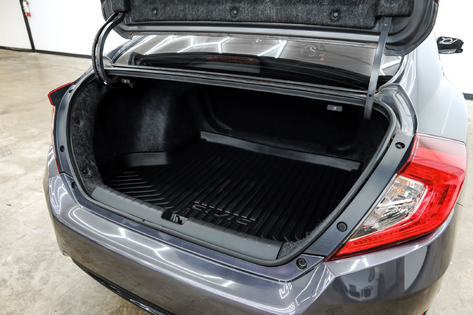 Photo 58 of this Honda Civic Sedan