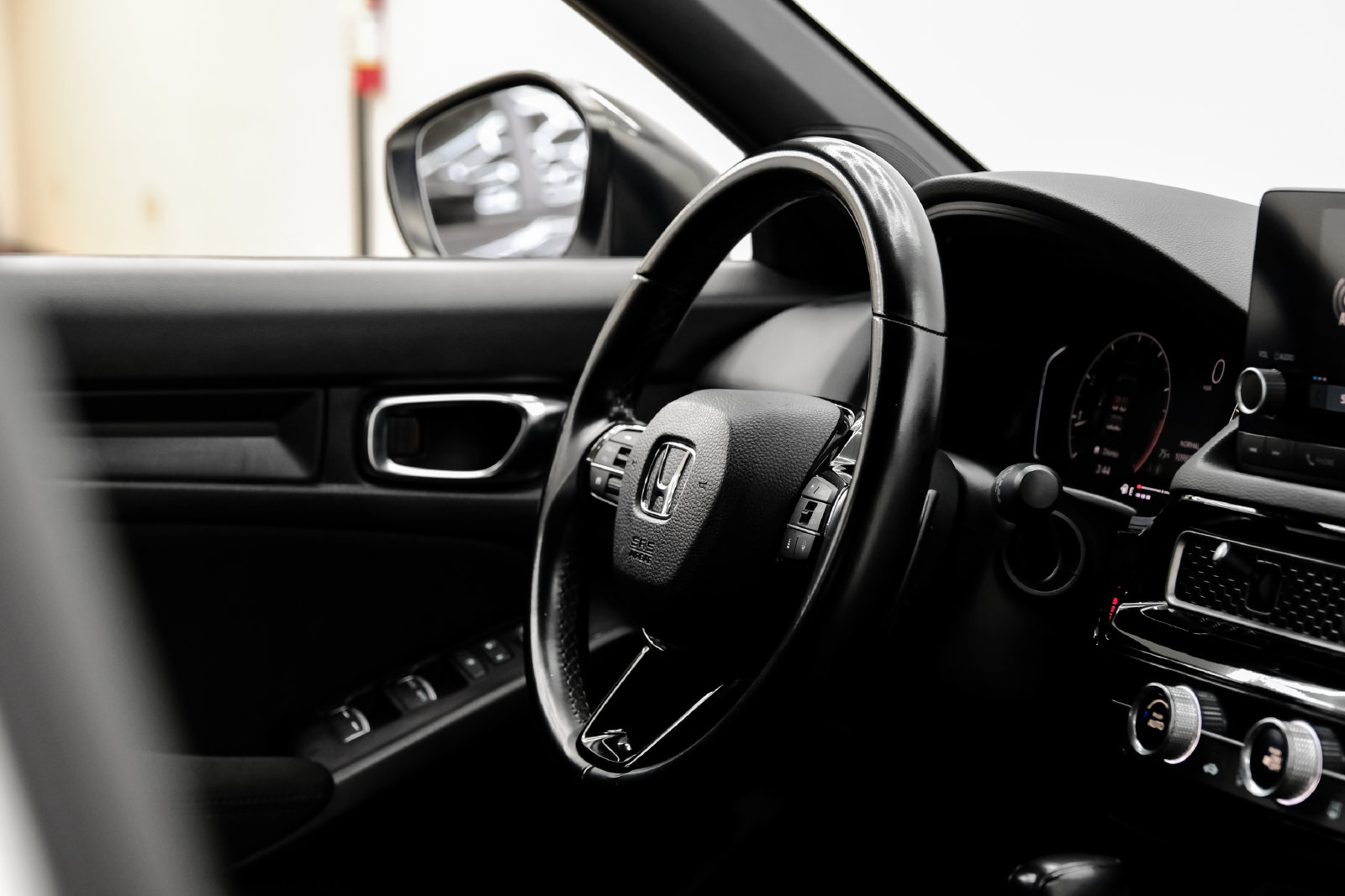 Photo 10 of this Honda Civic Sedan