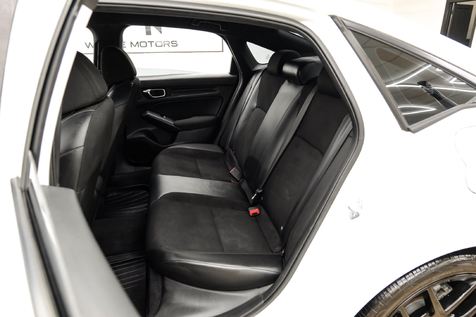 Photo 42 of this Honda Civic Sedan