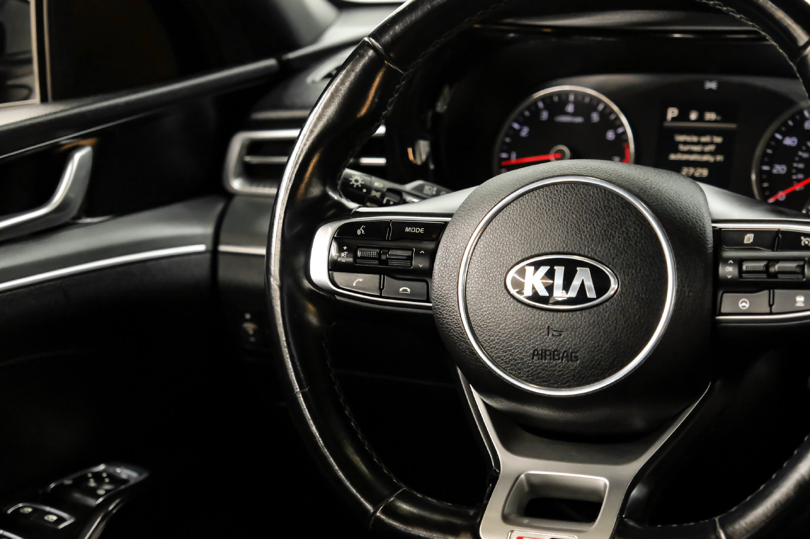 Photo 17 of this Kia K5
