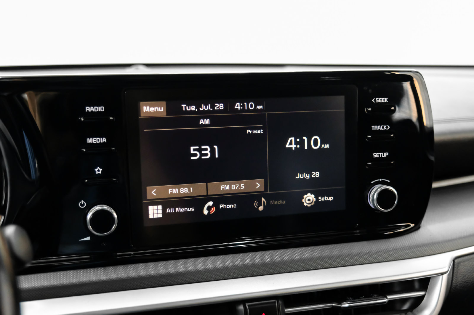 Photo 28 of this Kia K5