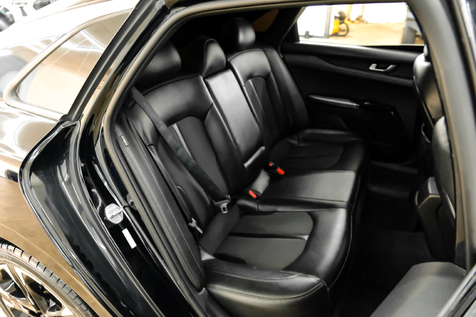 Photo 39 of this Kia K5