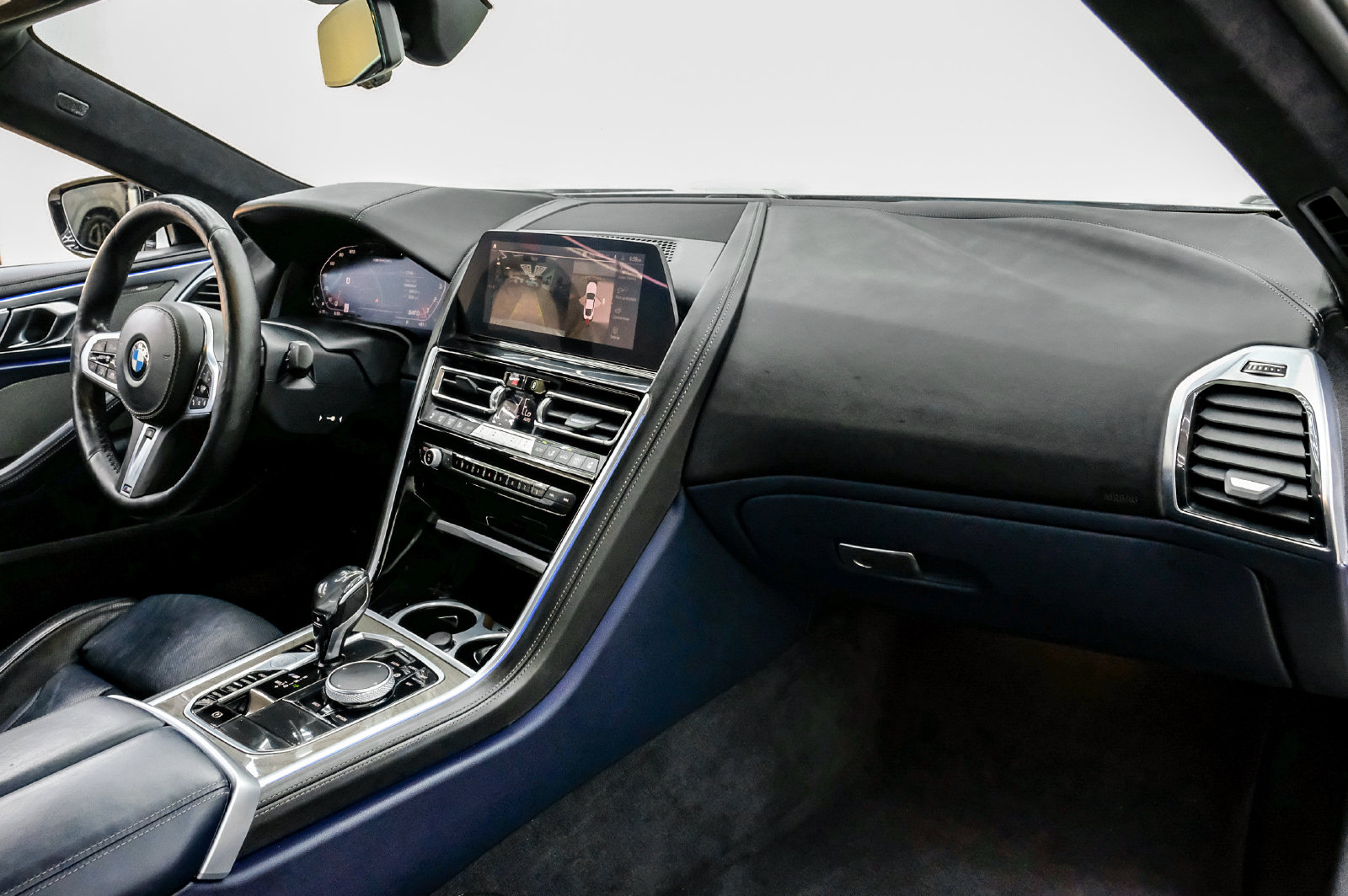 Photo 11 of this BMW 8 Series