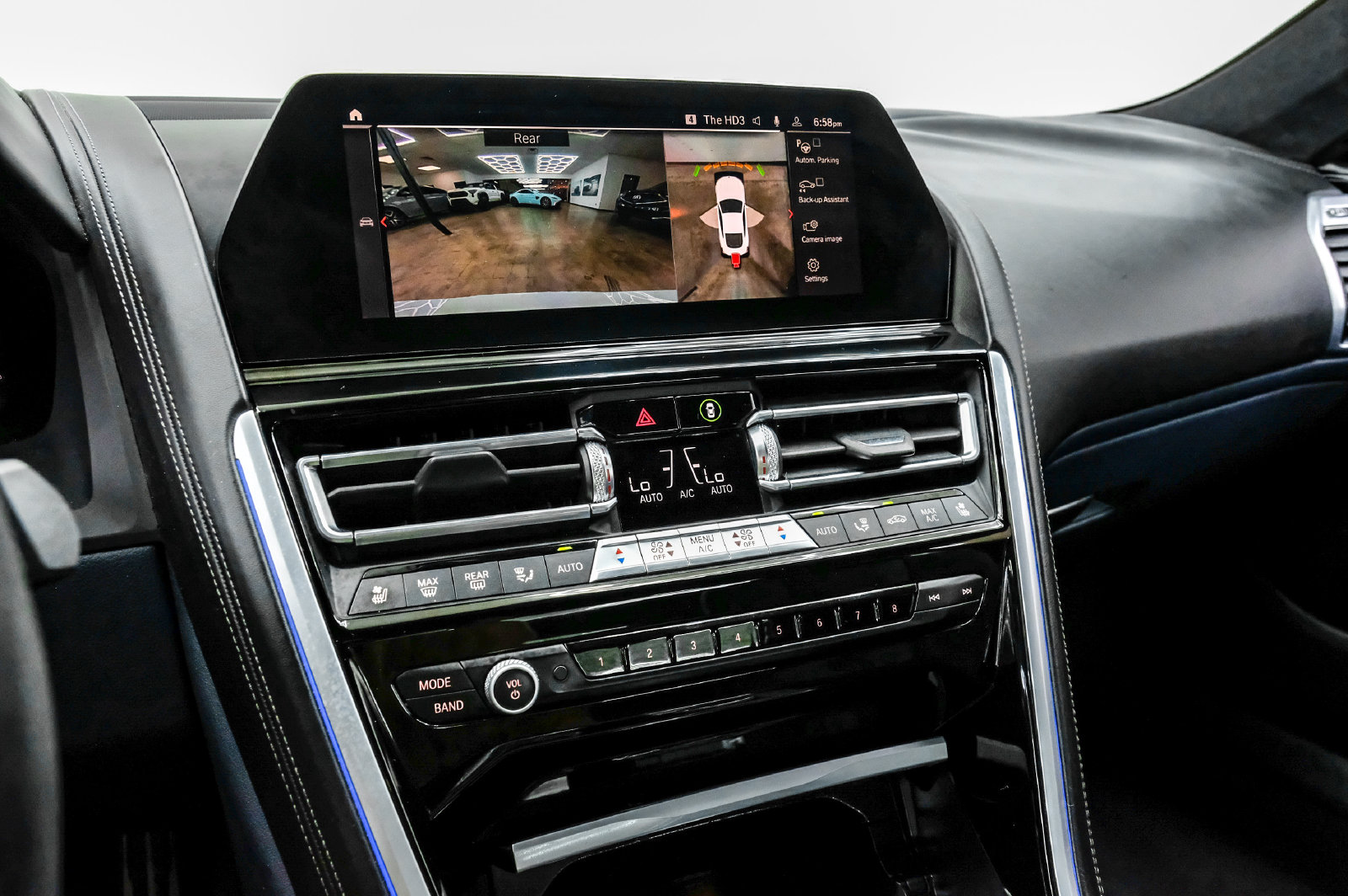 Photo 24 of this BMW 8 Series