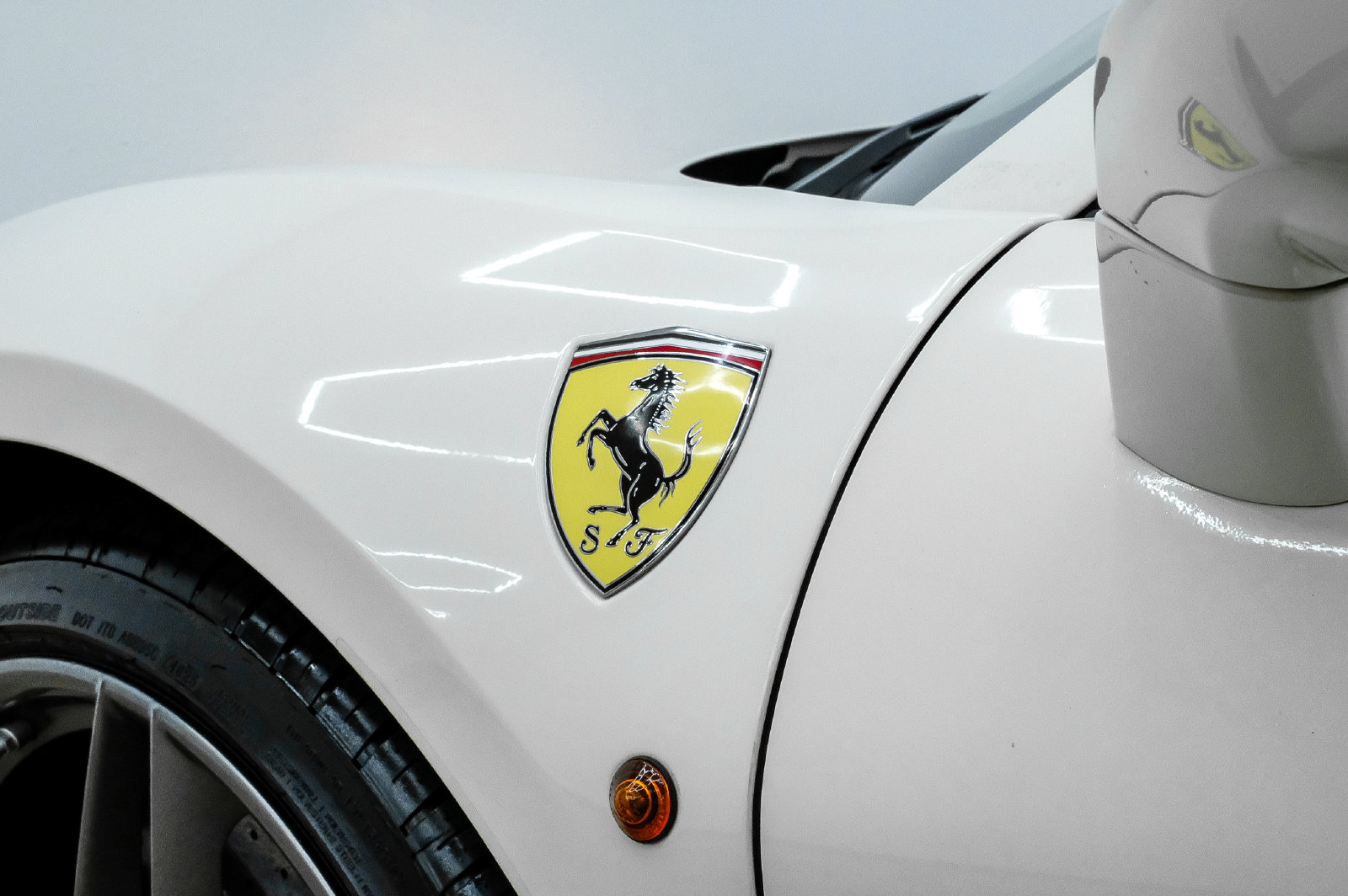 Photo 54 of this Ferrari 488 Spider