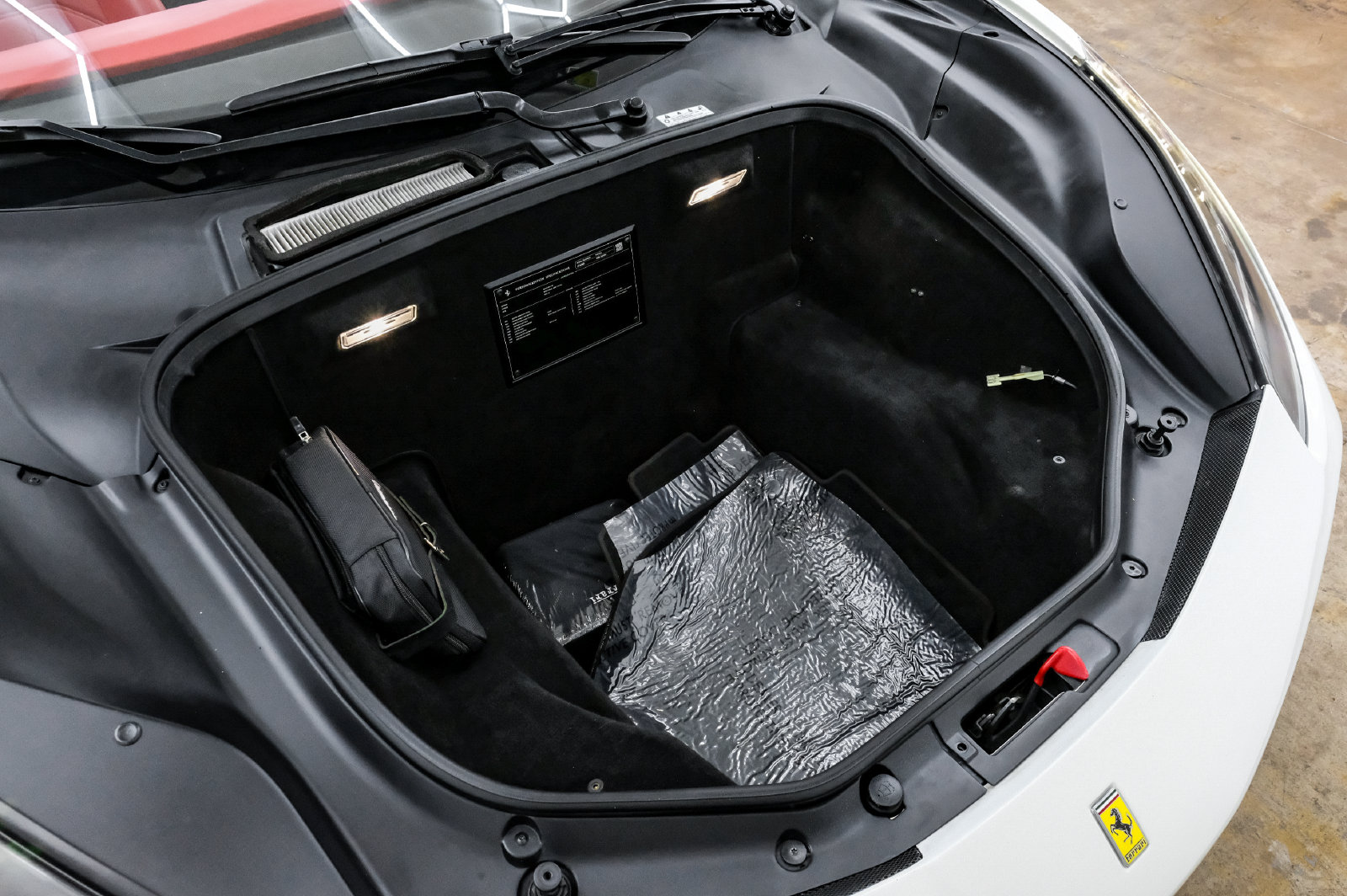 Photo 62 of this Ferrari 488 Spider