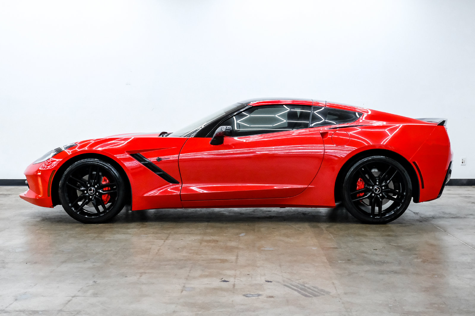 Photo 8 of this Chevrolet Corvette