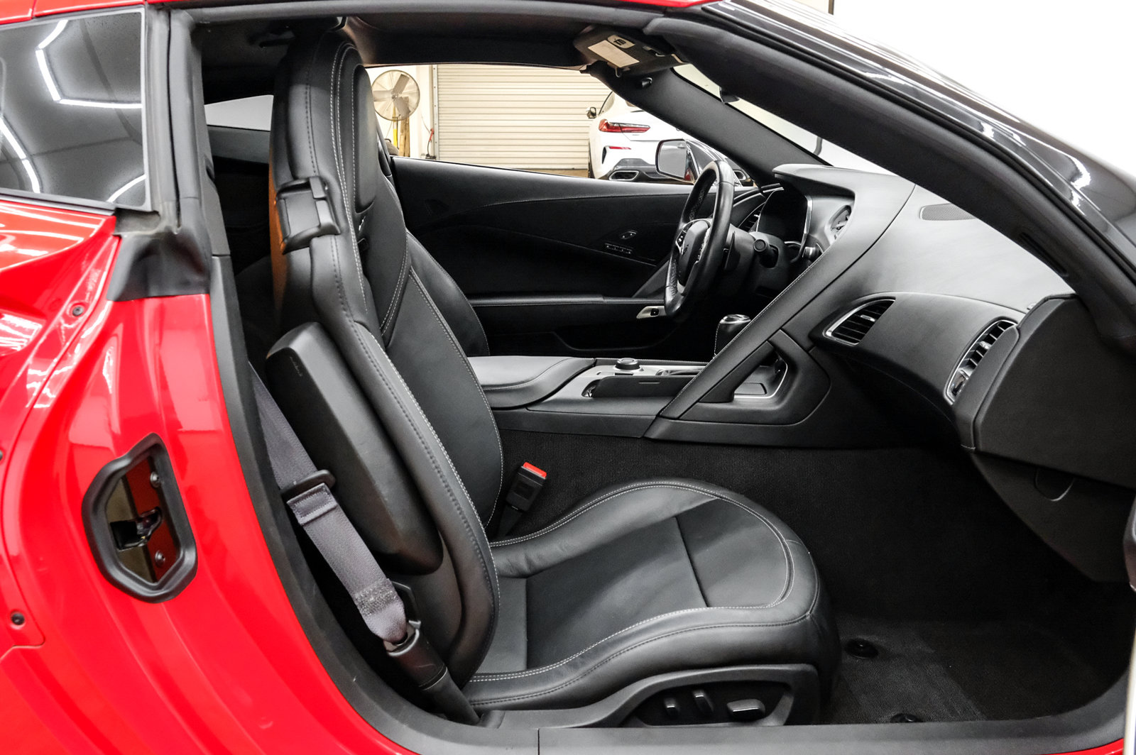 Photo 33 of this Chevrolet Corvette