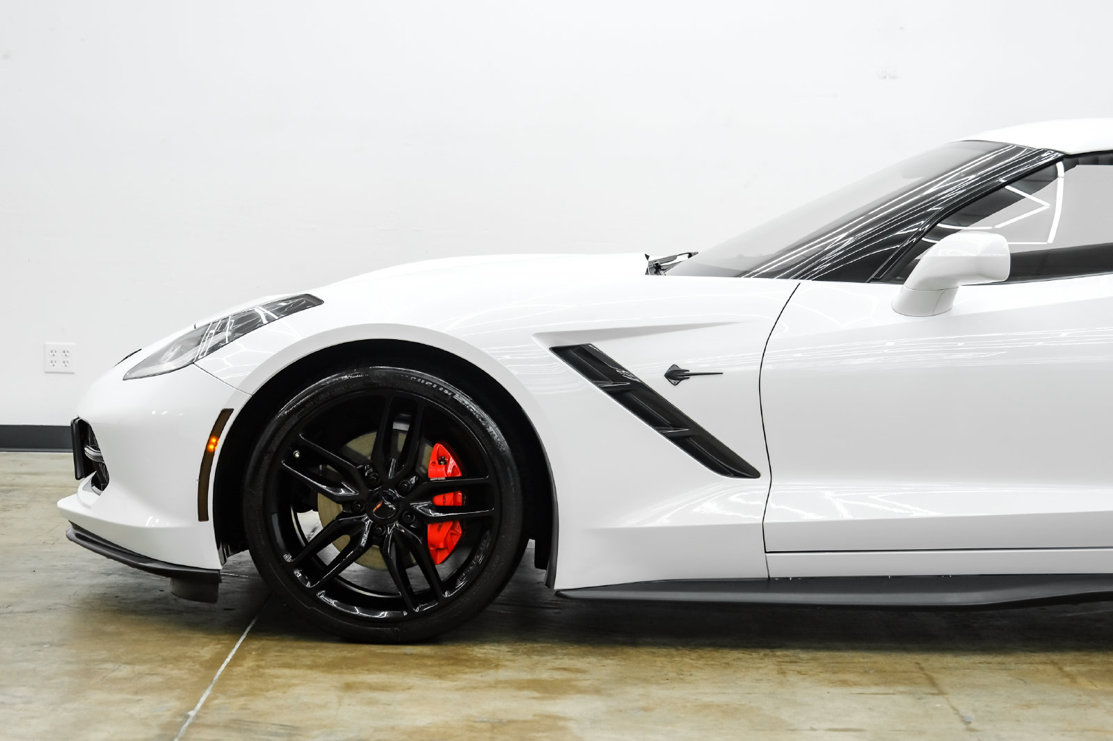 Photo 9 of this Chevrolet Corvette
