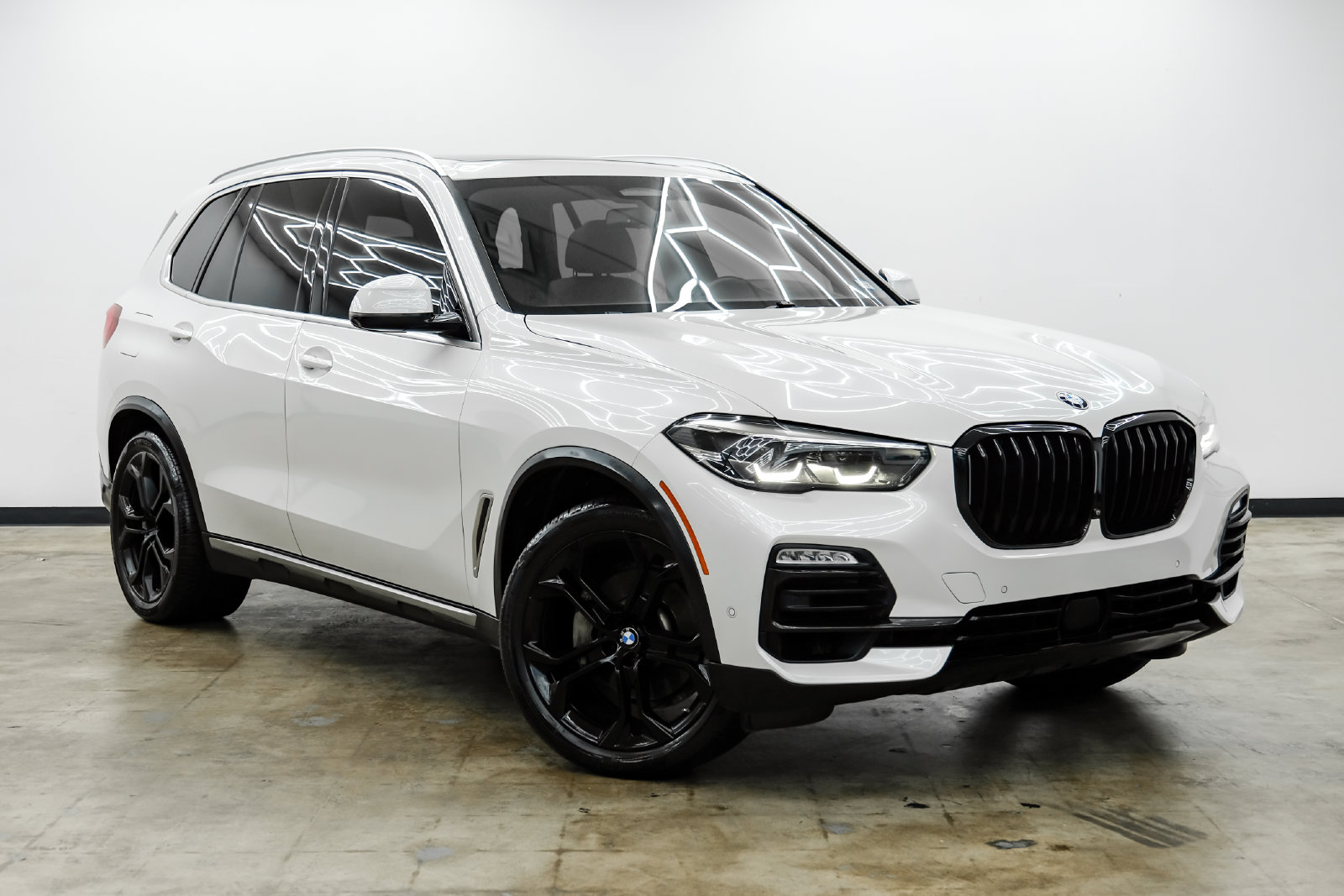 Photo 3 of this BMW X5