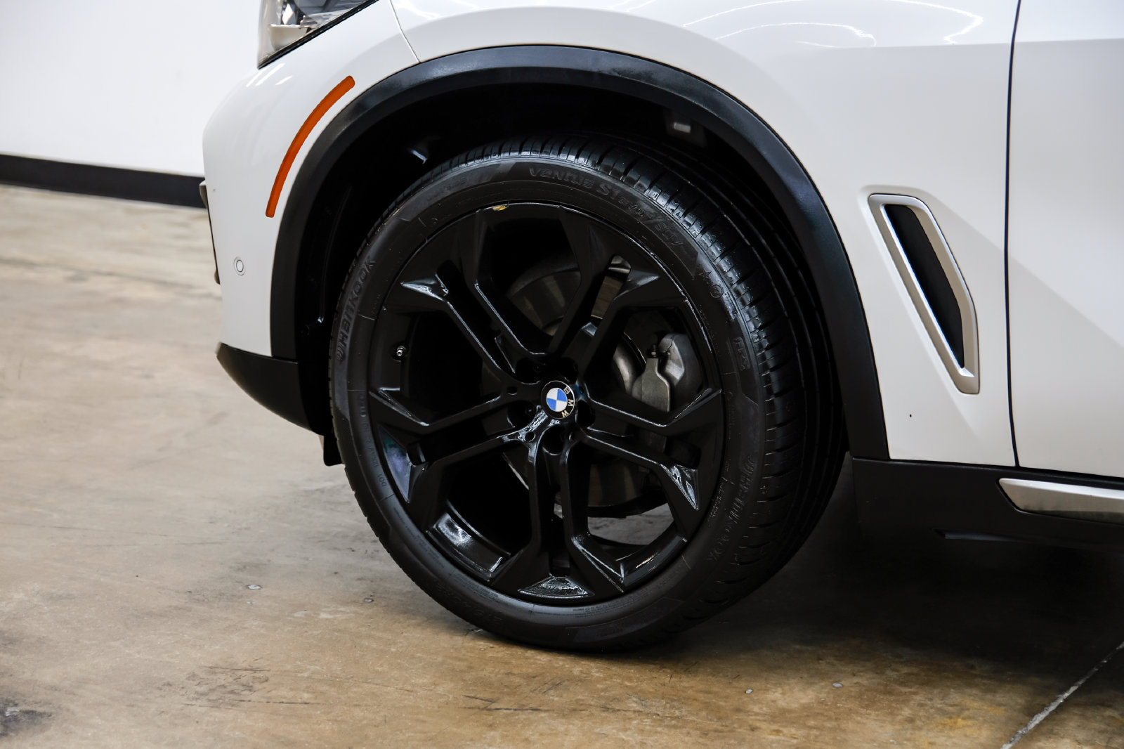Photo 72 of this BMW X5