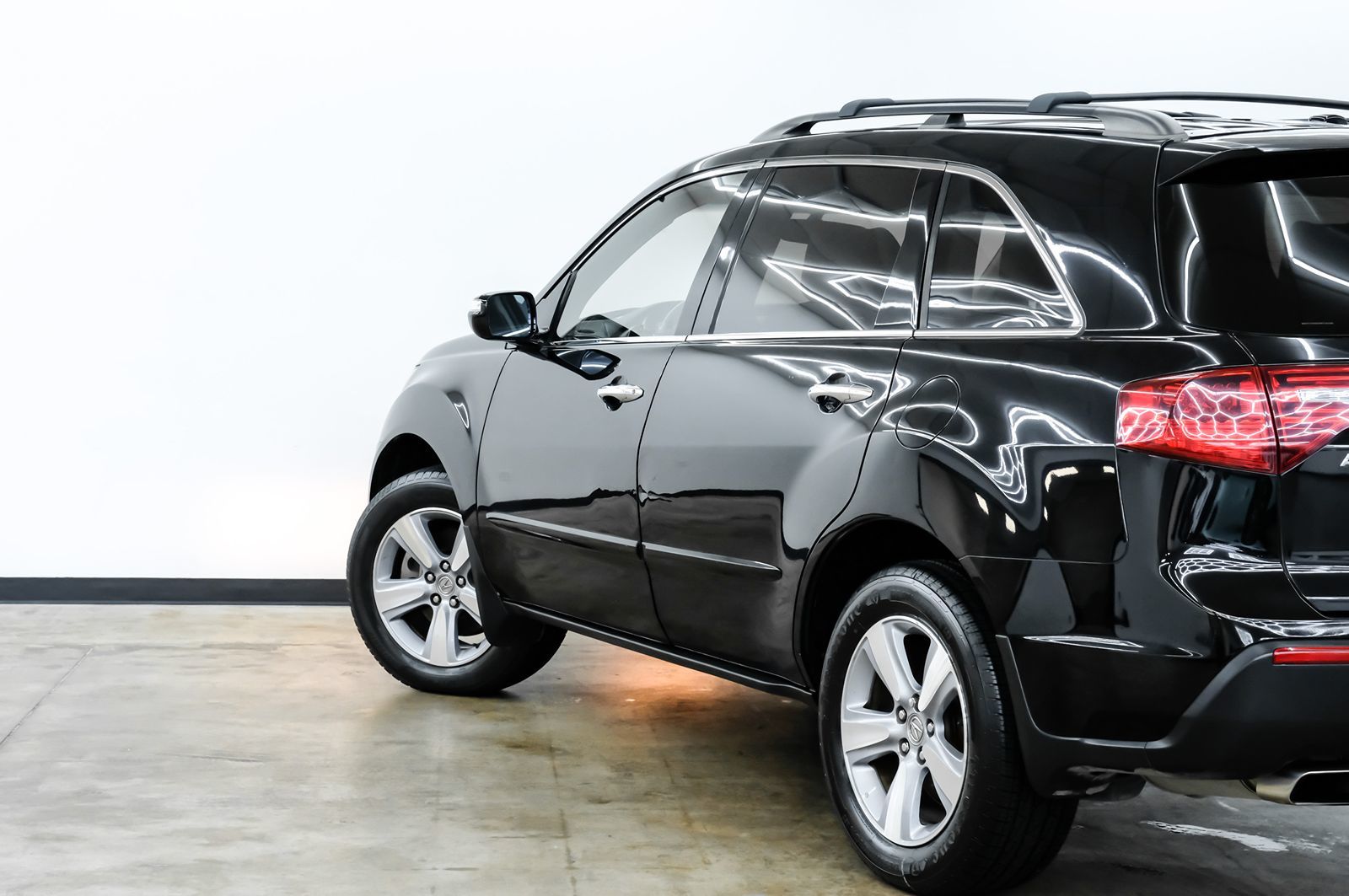 Photo 8 of this Acura MDX