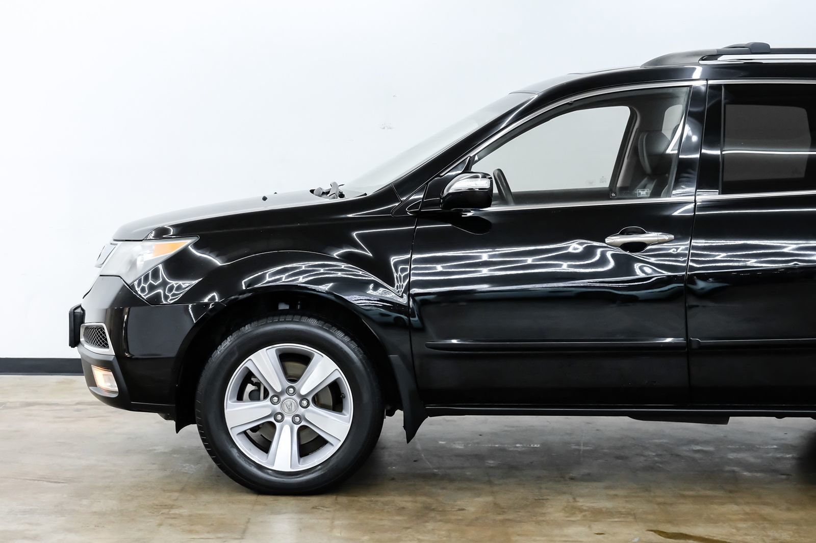 Photo 11 of this Acura MDX