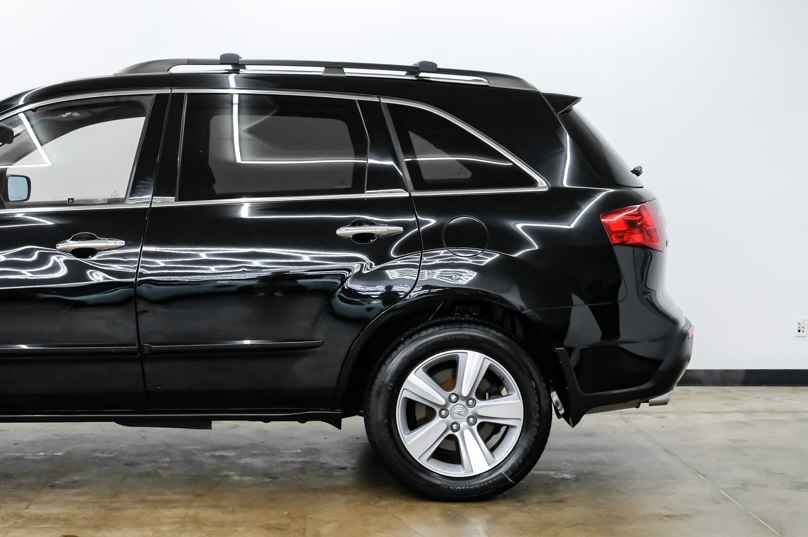 Photo 12 of this Acura MDX
