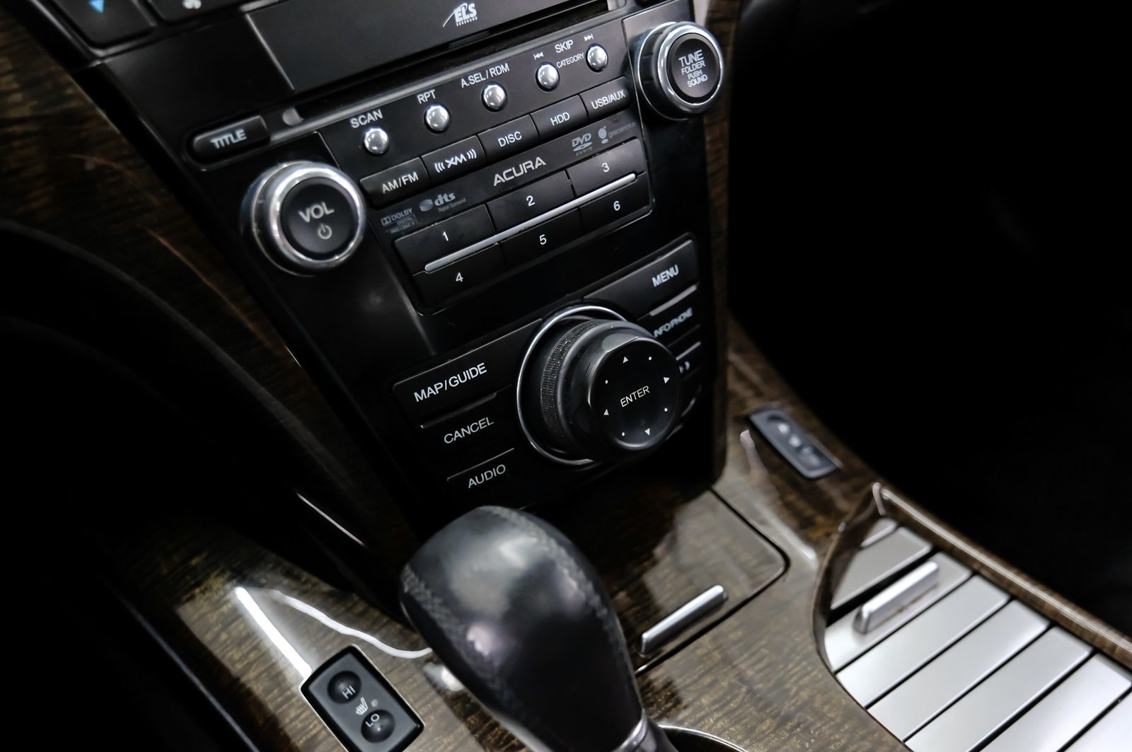 Photo 28 of this Acura MDX