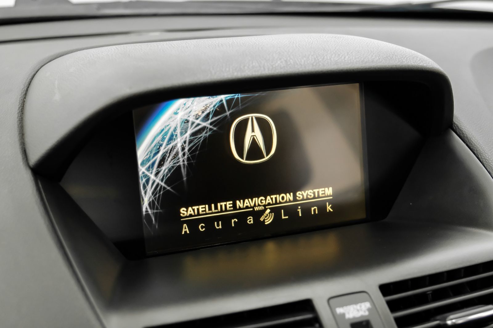 Photo 31 of this Acura MDX
