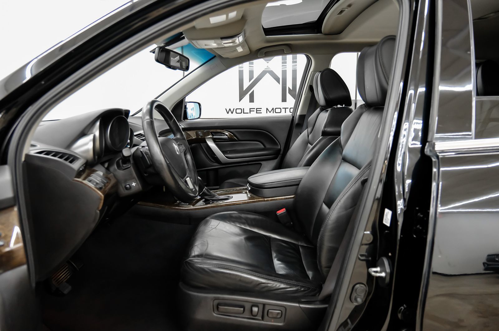Photo 37 of this Acura MDX