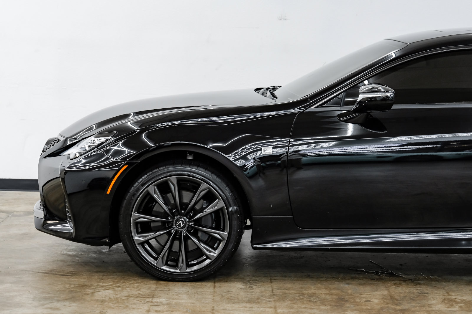 Photo 9 of this Lexus RC 350