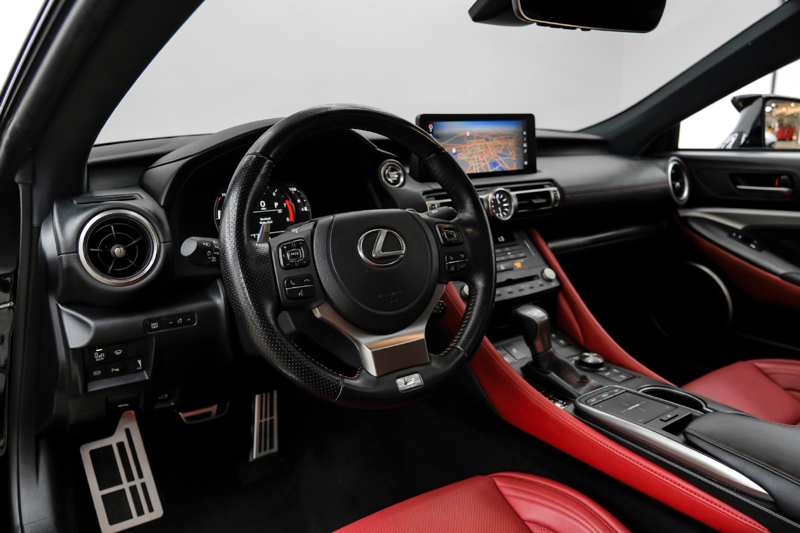 Photo 13 of this Lexus RC 350