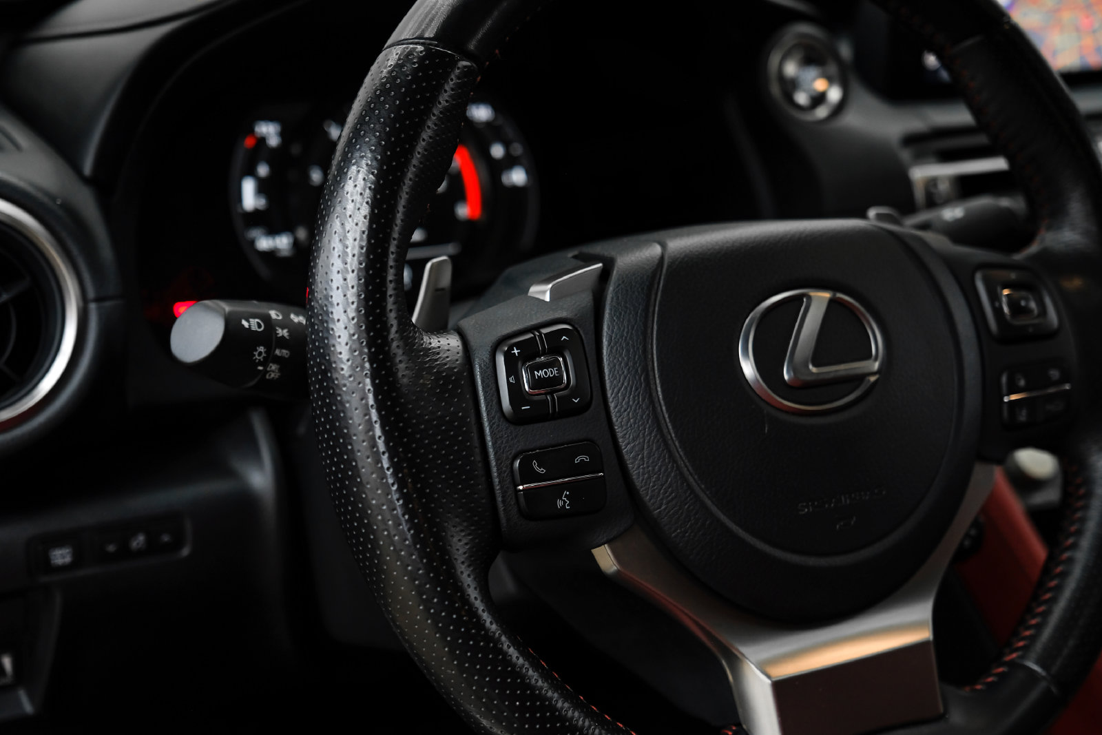 Photo 15 of this Lexus RC 350