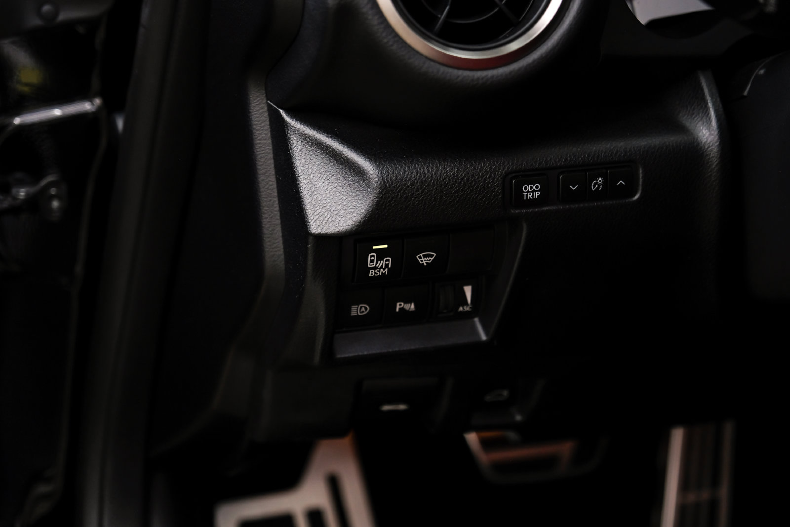 Photo 37 of this Lexus RC 350