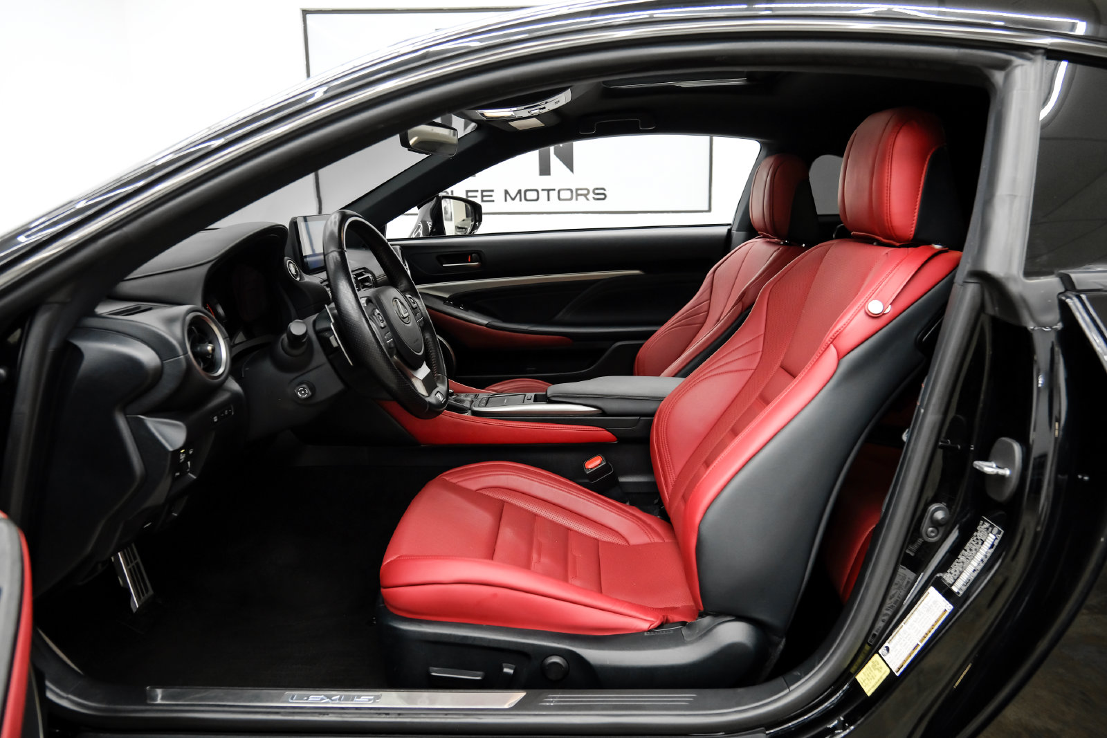Photo 40 of this Lexus RC 350