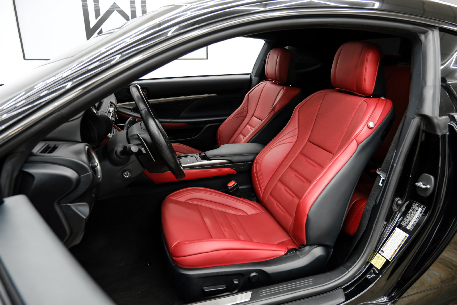 Photo 41 of this Lexus RC 350