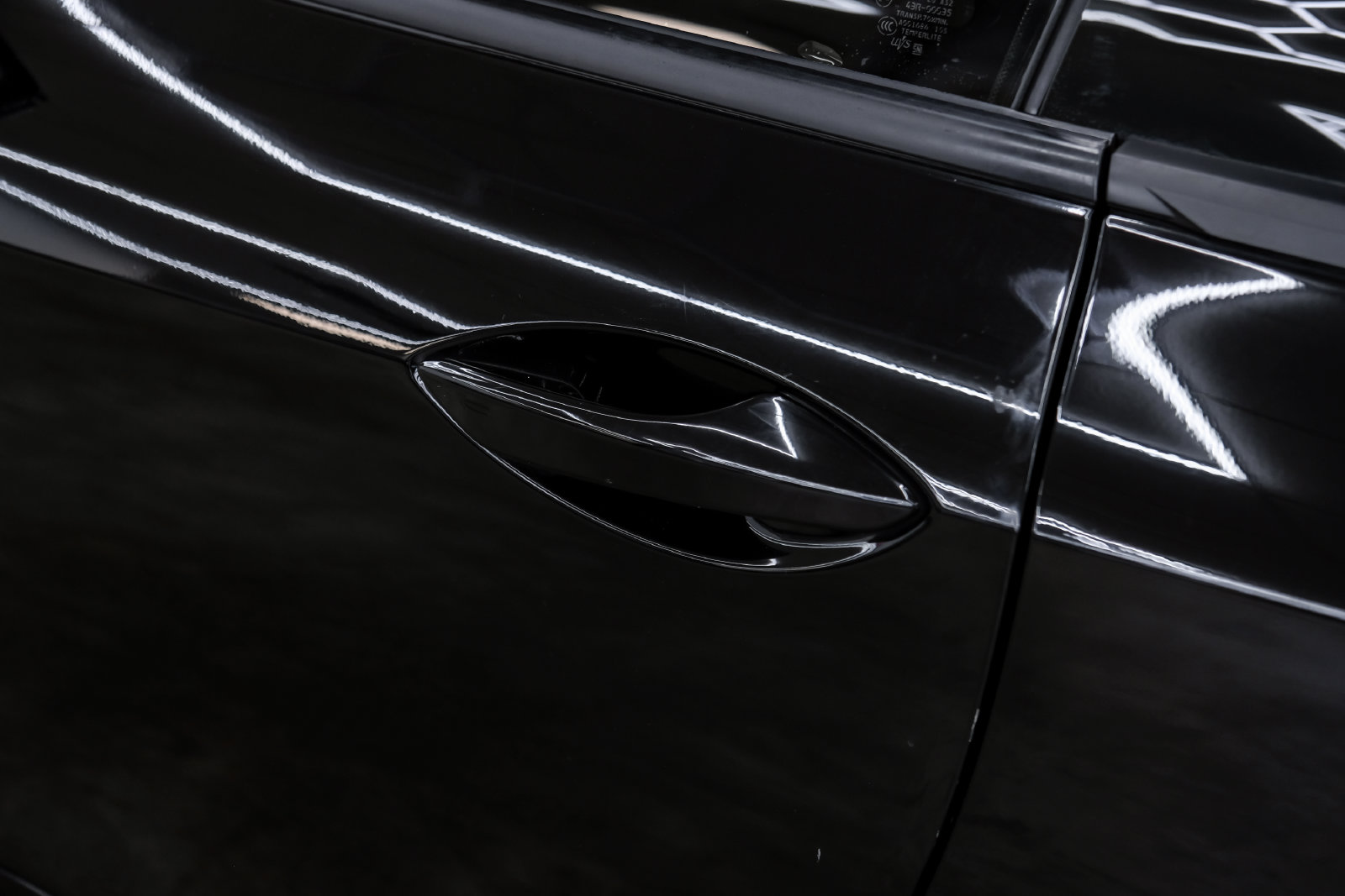 Photo 44 of this Lexus RC 350