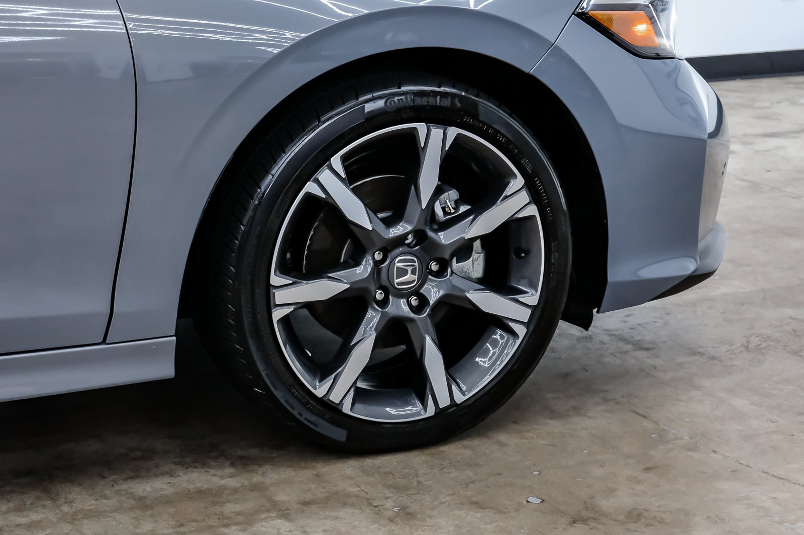 Photo 64 of this Honda Civic Sedan Hybrid