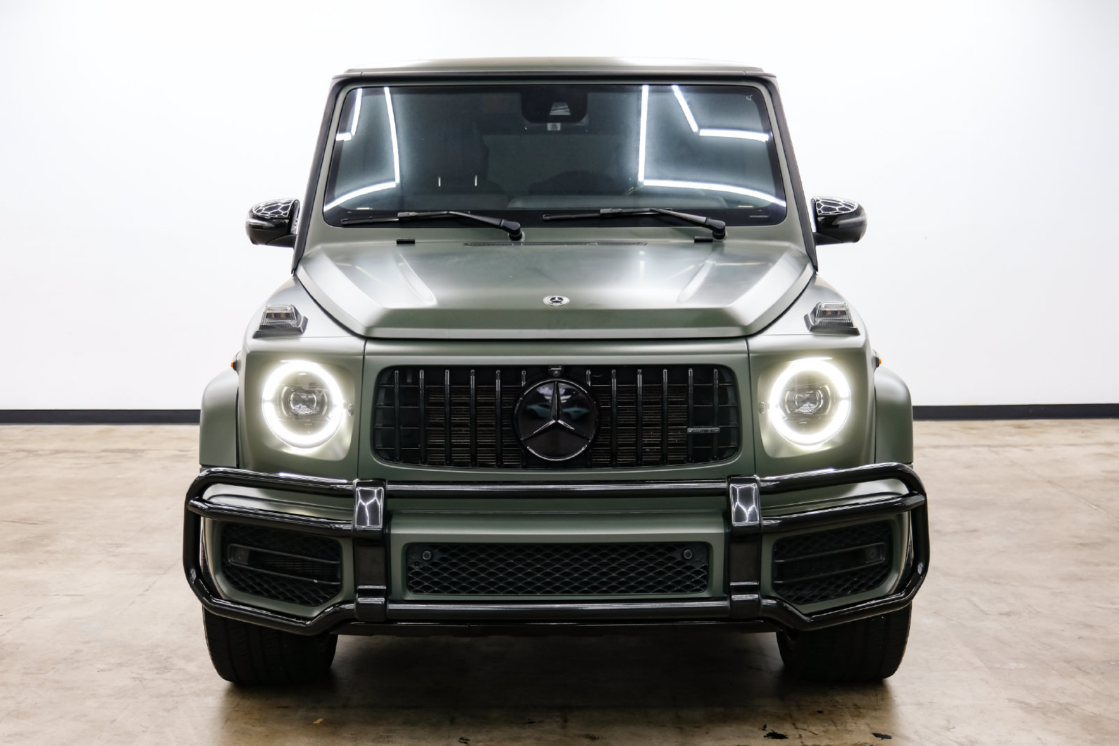 Photo 2 of this Mercedes-Benz AMG G 63