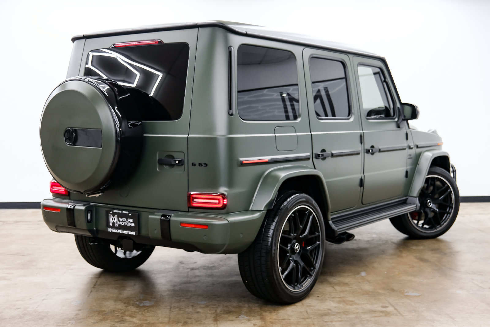 Photo 5 of this Mercedes-Benz AMG G 63