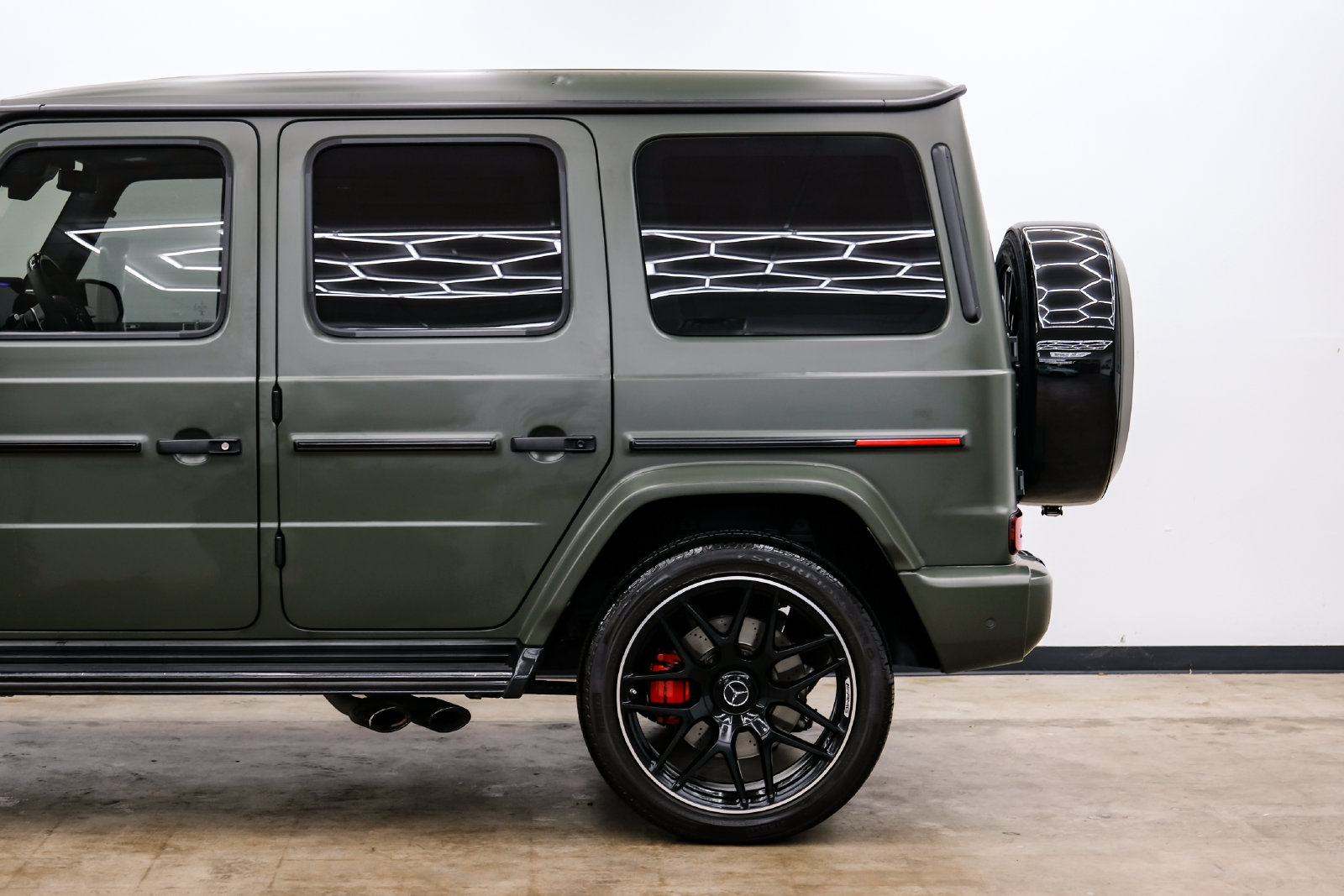 Photo 10 of this Mercedes-Benz AMG G 63