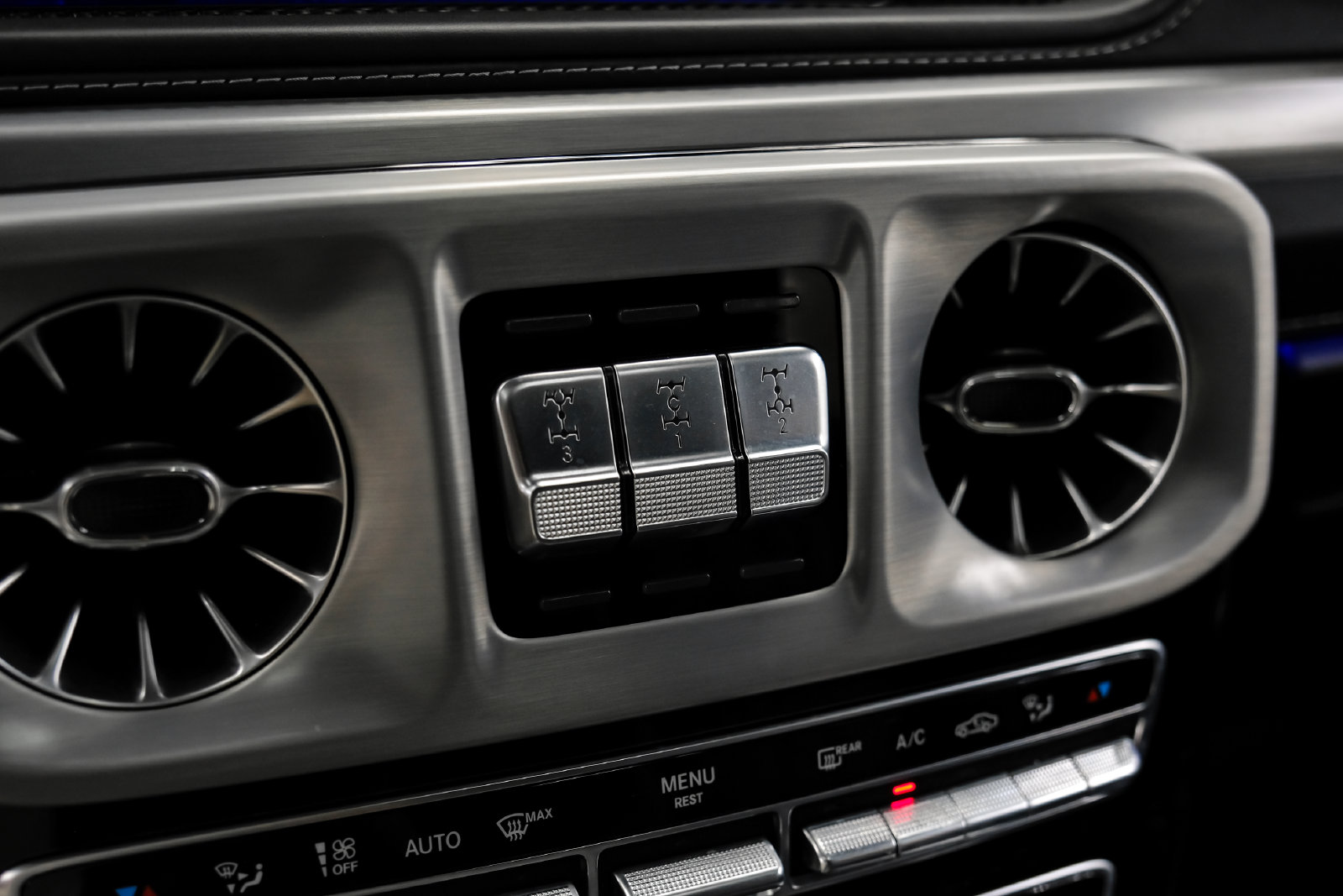 Photo 37 of this Mercedes-Benz AMG G 63