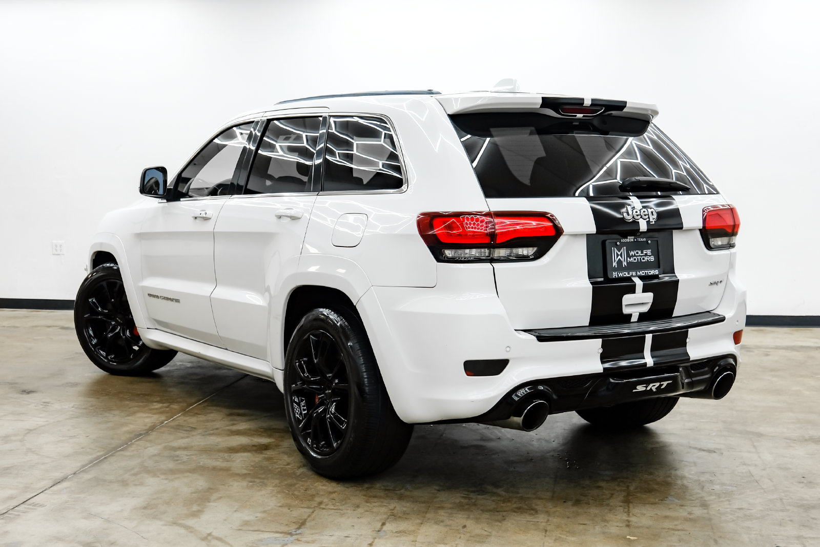 Photo 7 of this Jeep Grand Cherokee