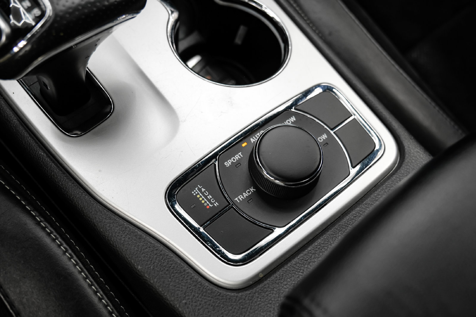 Photo 26 of this Jeep Grand Cherokee