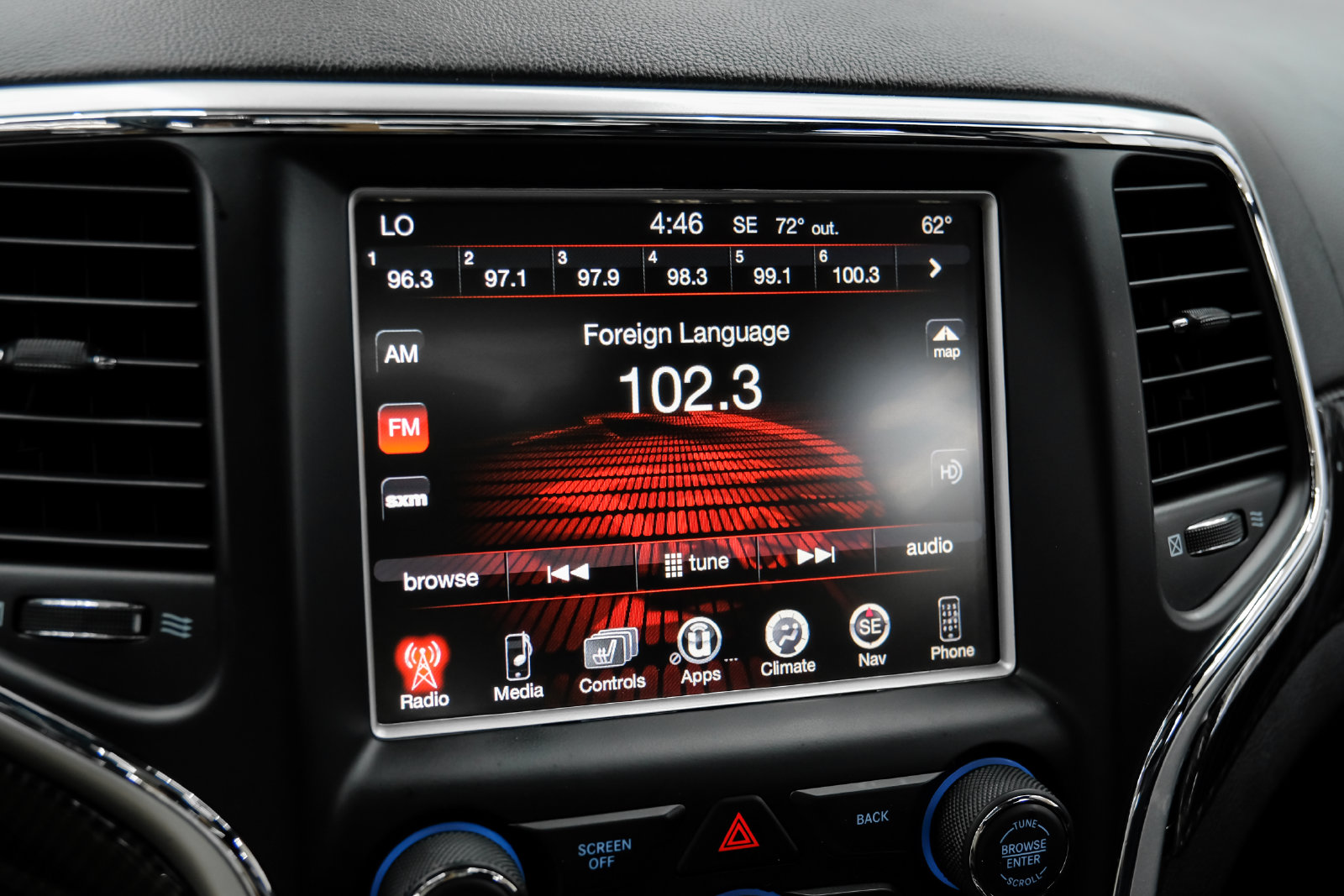 Photo 29 of this Jeep Grand Cherokee