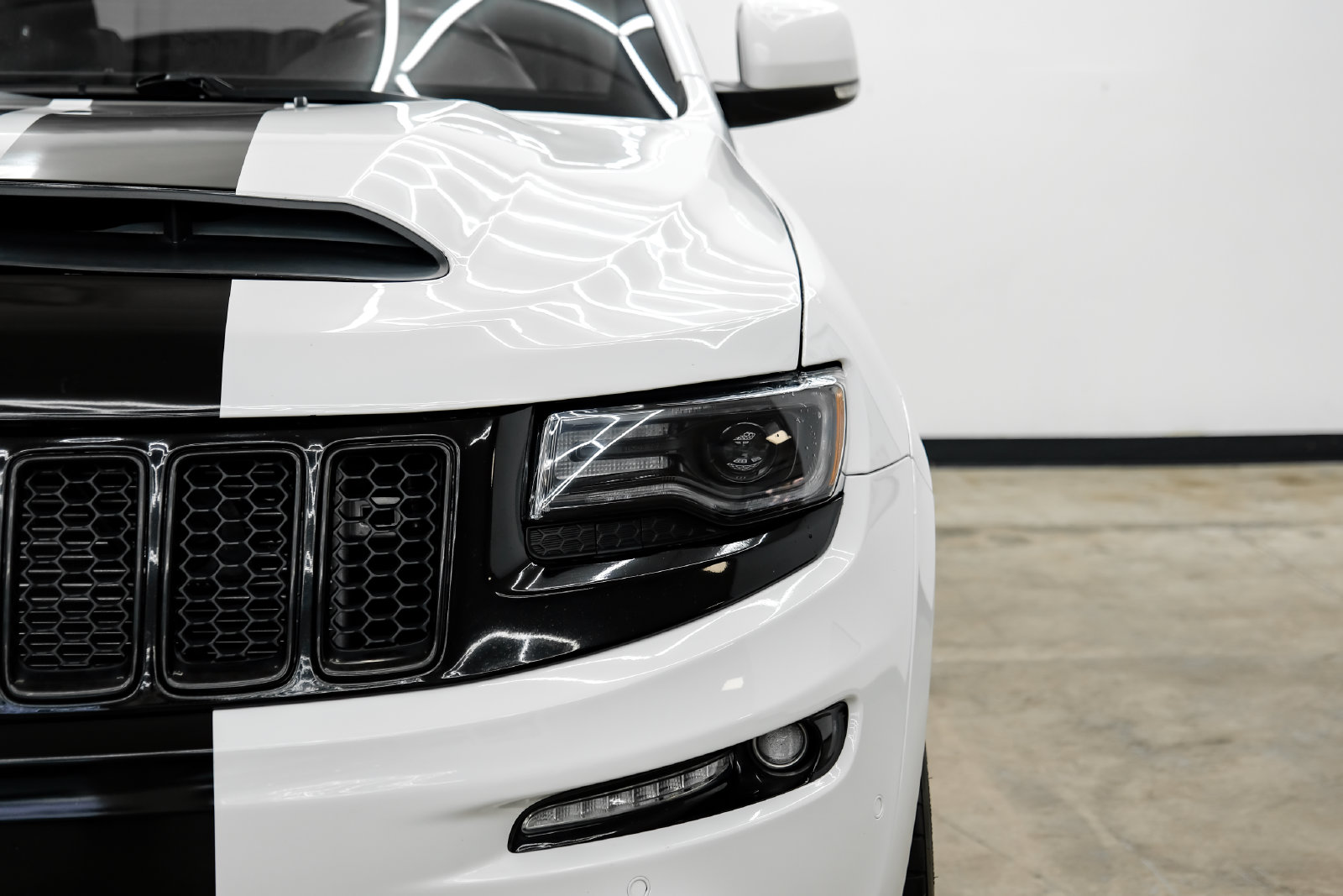 Photo 56 of this Jeep Grand Cherokee