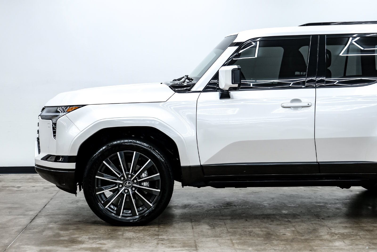 Photo 9 of this Lexus GX 550