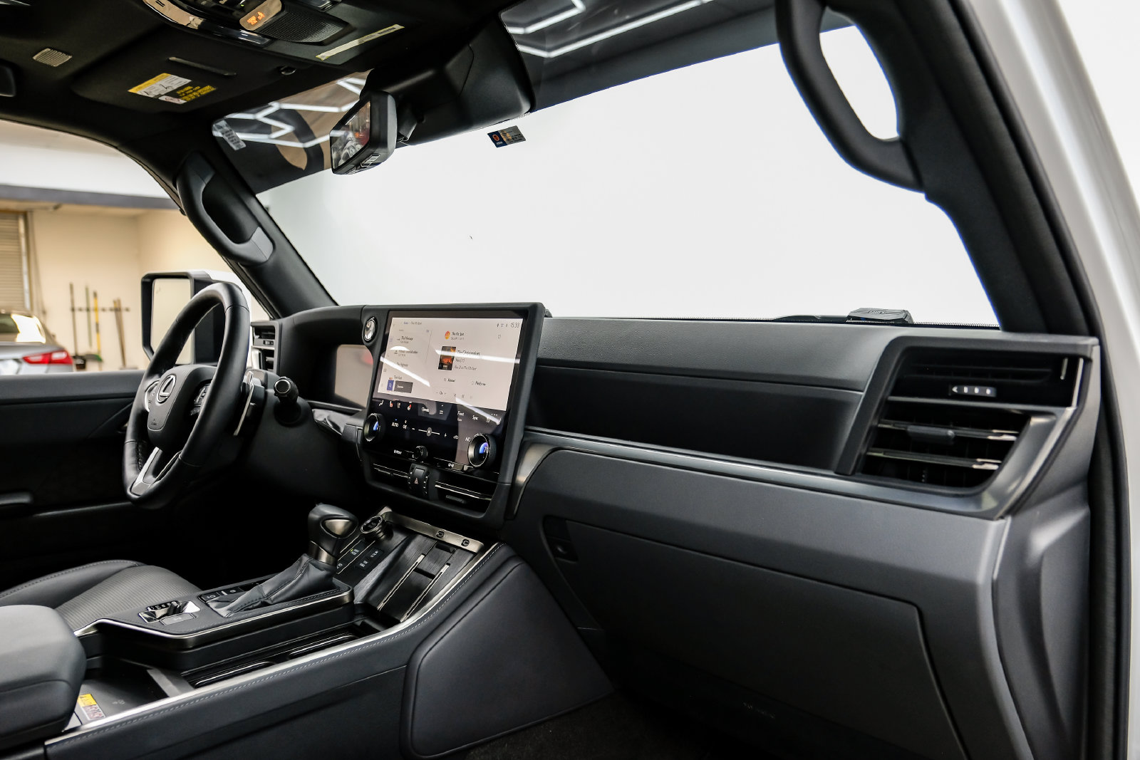 Photo 11 of this Lexus GX 550