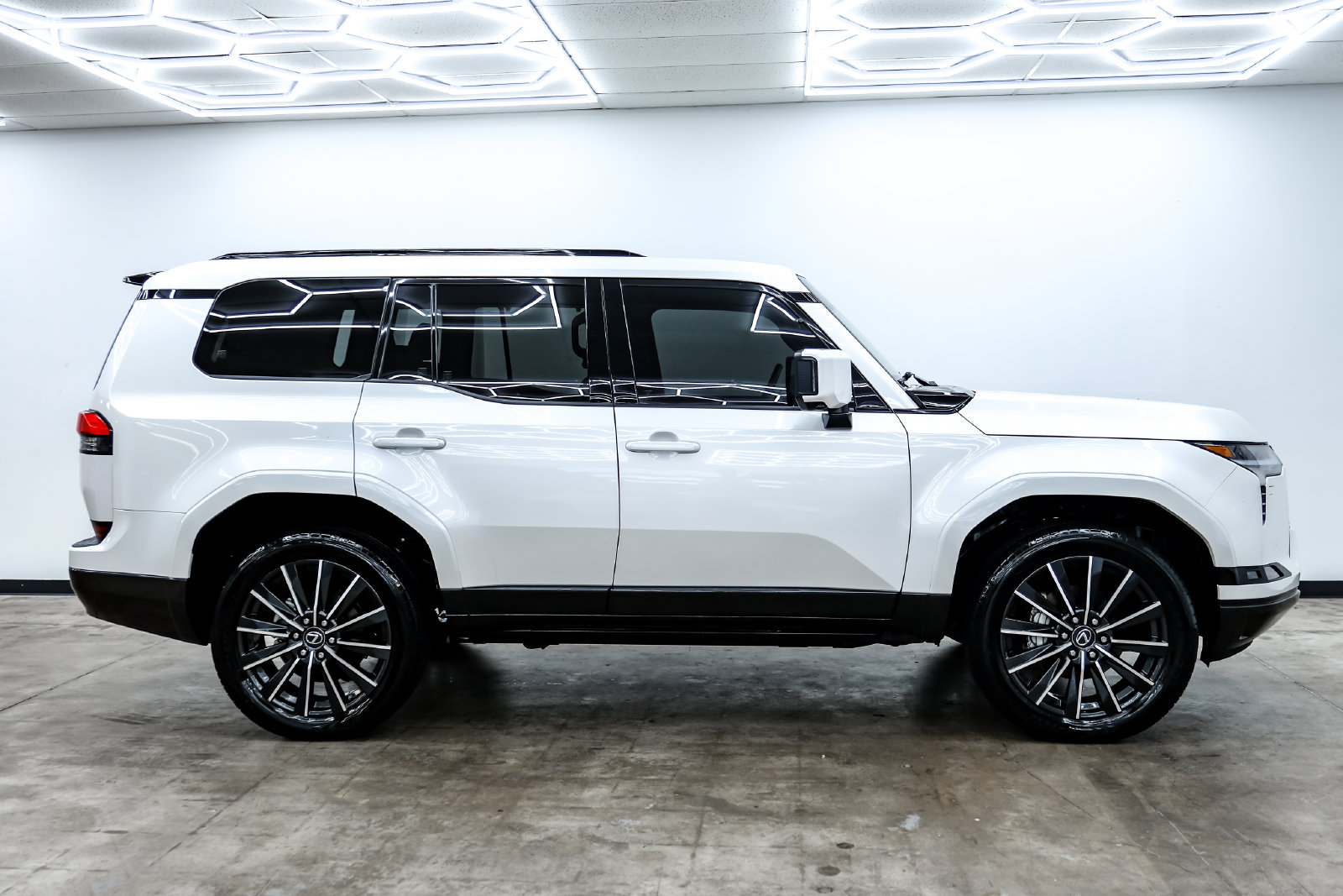 Photo 4 of this Lexus GX 550