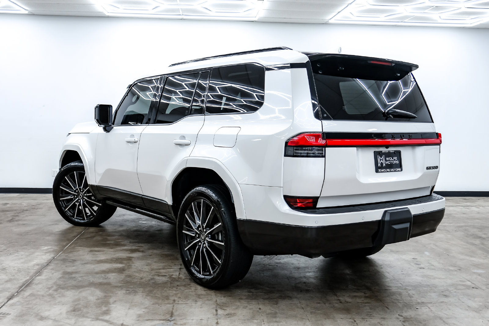 Photo 7 of this Lexus GX 550