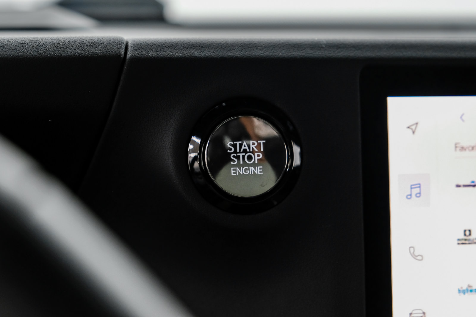 Photo 21 of this Lexus GX 550