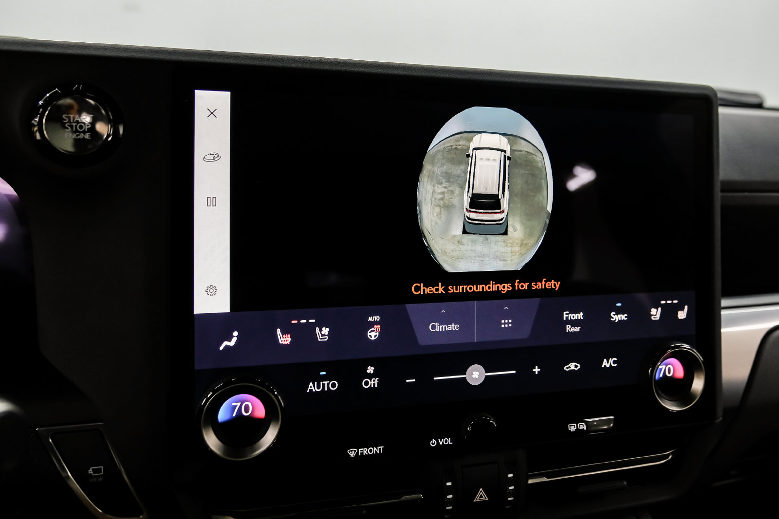 Photo 37 of this Lexus GX 550